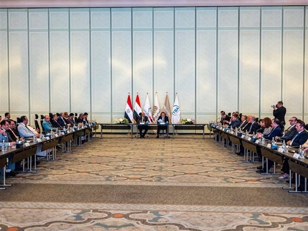 البنك المركزي يستضيف لقاءً مصرفيًا بين البنوك المصرية واليمنية لبحث تعزيز التعاون المشترك