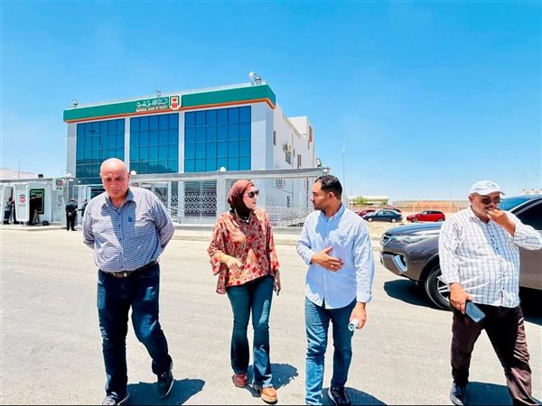 بنية تحتية حديثة في السويس الجديدة..أعمال تطوير الطرق تتسارع لدعم التنمية العمرانية