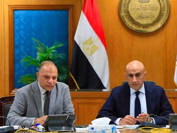 وزير التعليم يتابع امتحانات الثانوية العامة 2026 من غرفة العمليات ويشدد على الانضباط وتأمين اللجان