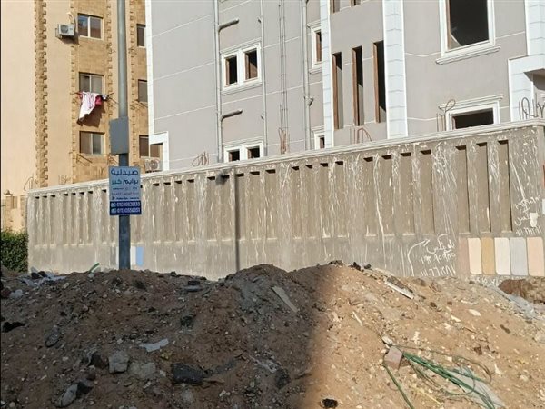حملات مكثفة بمدينة 6 أكتوبر ترصد المخالفات وتمنح المخالفين مهلة لتوفيق أوضاعهم