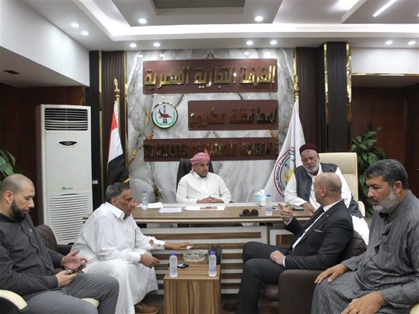 تموين مطروح والغرفة التجارية على طاولة واحدة..بحث حلول عاجلة لدعم المخابز 