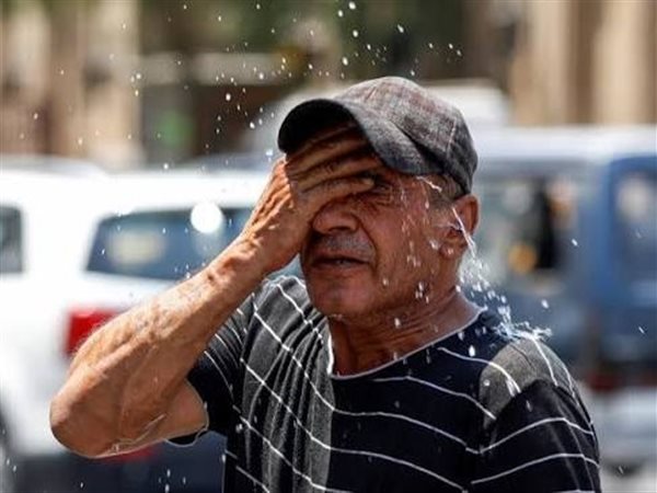 الأرصاد: الحرارة المحسوسة تلامس 40 درجة بالقاهرة.. والرطوبة تزيد الإحساس بحرارة الطقس