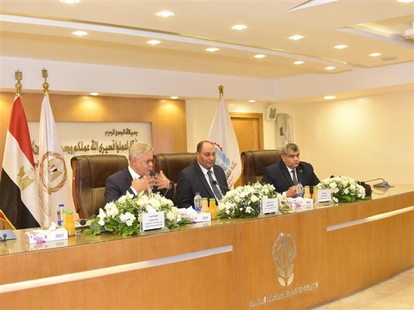 تنفيذًا لتوجيهات الرئيس السيسي.. خطوات جديدة لإطلاق البرنامج الوطني لخفض الأعباء المعيشية