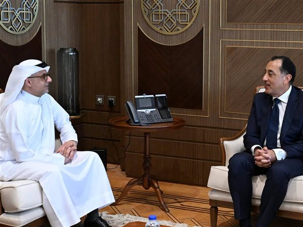 رئيس الوزراء يتابع مستجدات الموقف التنفيذي لمشروعات تطوير مدينة 