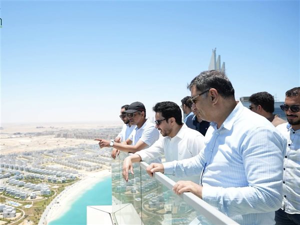 رئيس جهاز العلمين الجديدة يستقبل وفدًا سعوديًا لبحث فرص الاستثمار بالمدينة