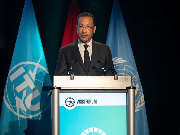وزير الاتصالات: رئاسة مصر لأعمال المنتدى تتيح إبراز التجربة الوطنية الرائدة في مجالات التحول الرقمي