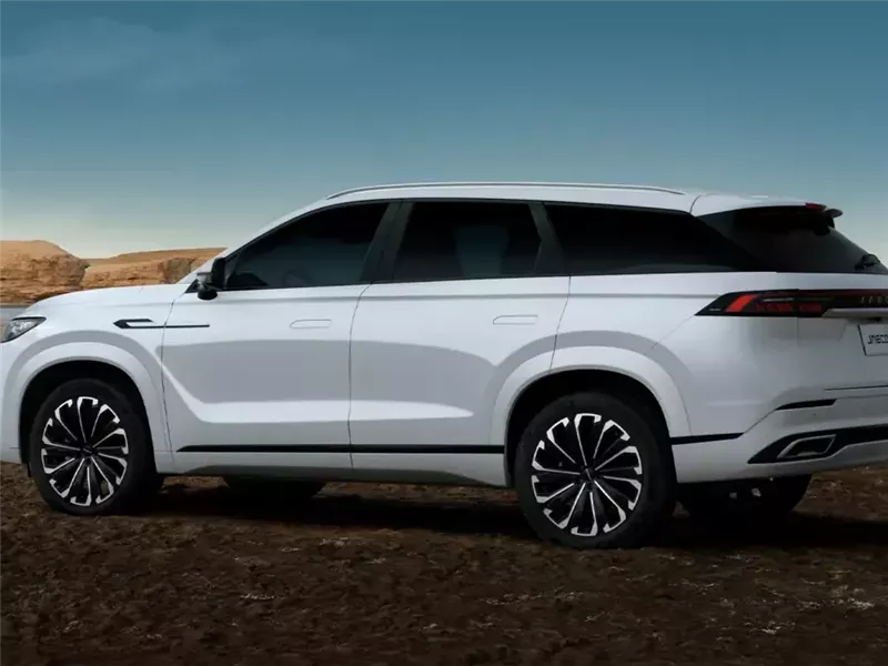سيارة جايكو J8