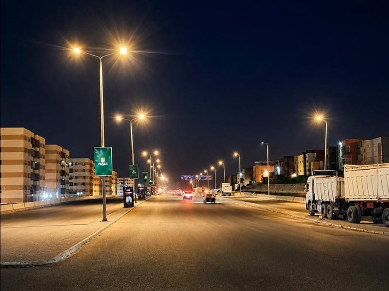  إنارة الطريق