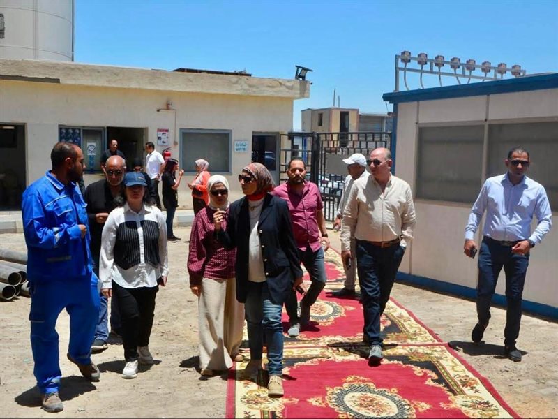 رئيس جهاز السويس الجديدة تتابع توسعات المصانع بالحي الصناعي 