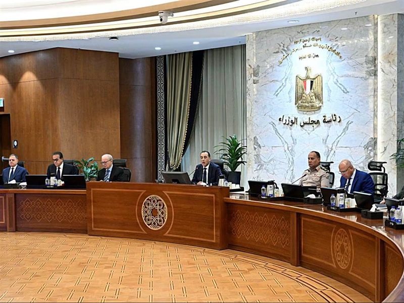خلال الاجتماع