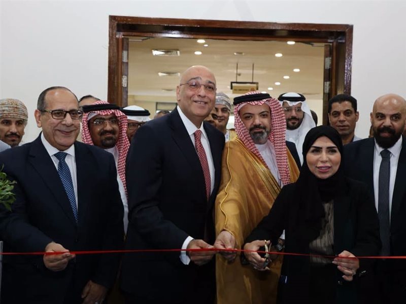 باسل رحمي يفتتح المعرض