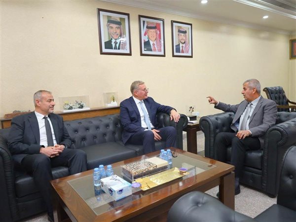 مصر والأردن تبحثان تعزيز التعاون في الطاقة والغاز والتعدين ومشروعات مشتركة جديدة