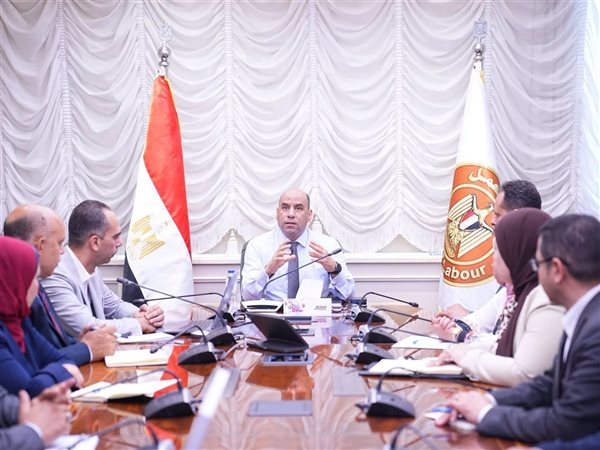 منصة العمل الرقمية.. باقة متكاملة من خدمات الوزارة إلكترونيًا في الطريق