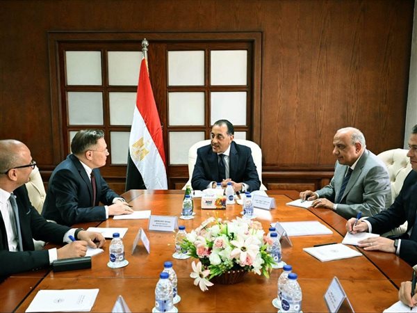 رئيس الوزراء يلتقي مدير روسآتوم الروسية.. مدبولي: محطة الضبعة النووية تُنفذ وفق الجدول الزمني