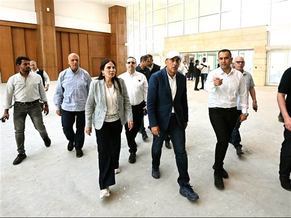 مدبولي يتفقد مركز المؤتمرات والحديقة المتحفية بالعلمين لمتابعة جاهزية المشروعات وتشغيلها بأعلى المعايير