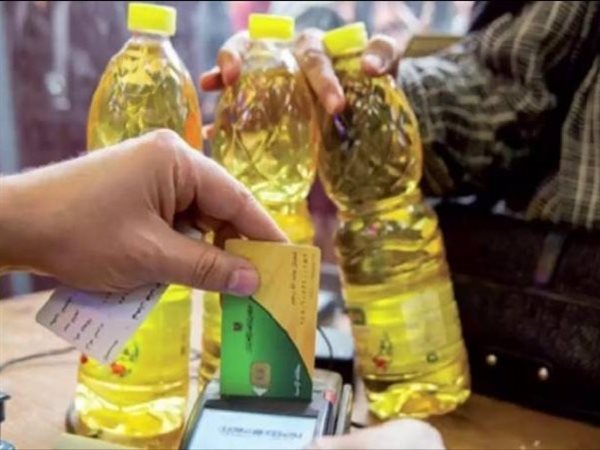 خبير اقتصادي: نجاح الدعم النقدي مرهون بالشفافية وربط قيمته بالتضخم ومعايير الاستحقاق