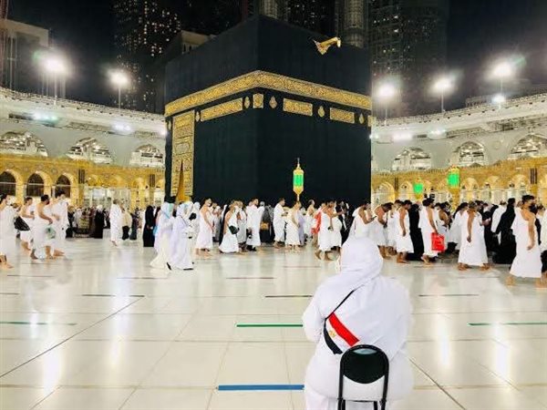 وزير السياحة يعتمد ضوابط عمرة1448 وإطلاق تطبيق «رفيق» لأول مرة للمعتمرين المصريين