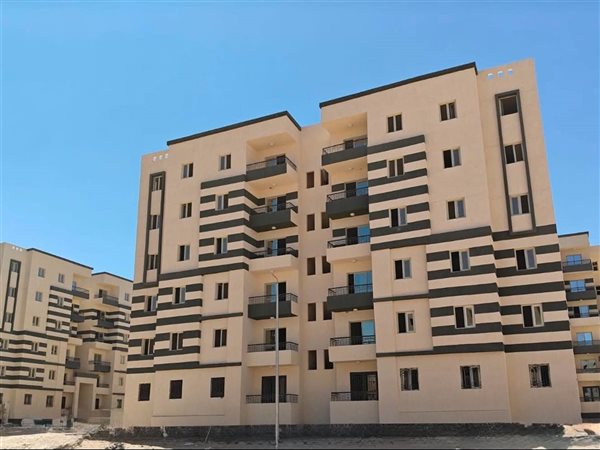 وزيرة الإسكان تتابع موقف تنفيذ عدد من المشروعات السكنية والخدمية بـ4 مدن جديدة