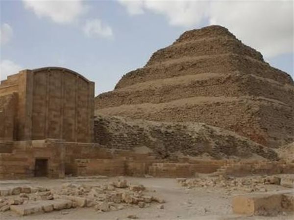 تطوير منطقة آثار سقارة.. مشروع جديد لرفع كفاءة الطرق وتحسين تجربة الزائرين