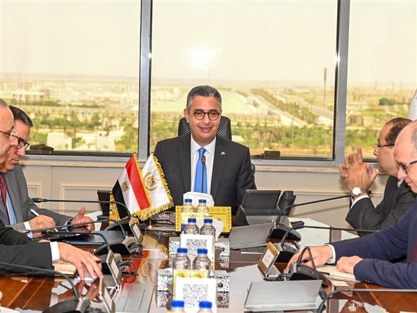التموين تتعاون مع WE لتطوير منظومات الكارت الموحد والدعم والتحول الرقمي
