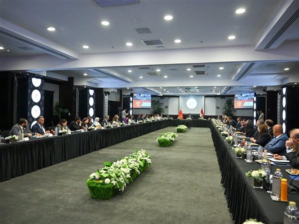 مصر والجبل الأسود تبحثان شراكات استثمارية جديدة وتعزيز التعاون الاقتصادي بين البلدين 