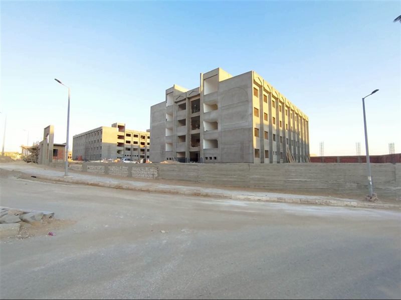 تنفيذ مشروعات المعاهد