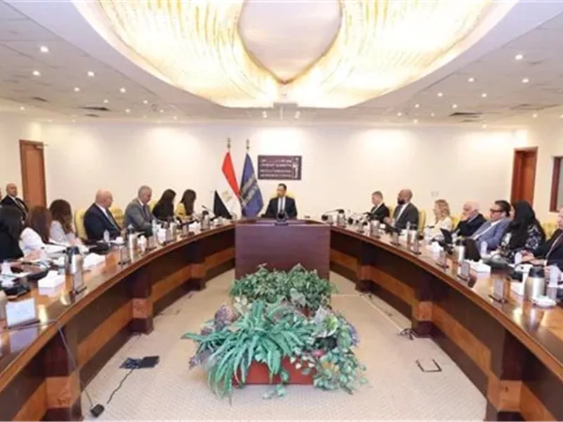 وزير الاتصالات