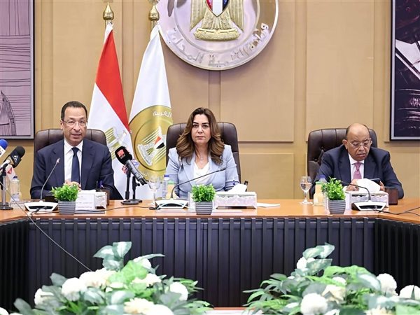 إطلاق تراخيص المحال إلكترونيًا عبر مصر الرقمية وتخفيض الرسوم 50% للتيسير على المواطنين