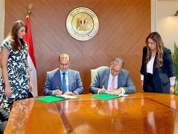 بروتوكول حكومي جديد يدعم الشباب والمرأة ويعزز التنمية في القرى الأكثر احتياجًا