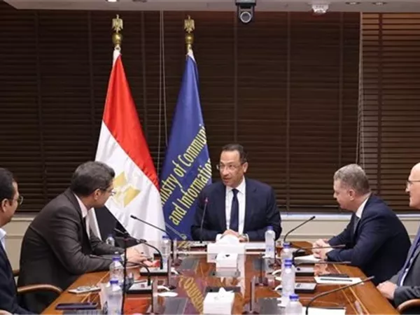 وزير الاتصالات: مصر تمضي بخطى متسارعة نحو ترسيخ مكانتها كمركز عالمي لتصدير الخدمات الرقمية