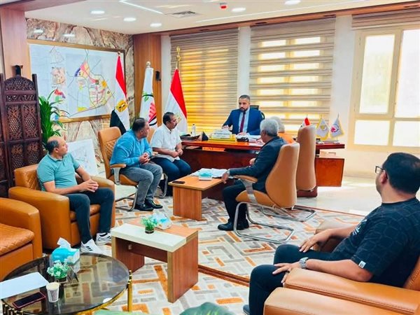 رئيس جهاز العبور الجديدة يتابع تقنين الأراضي ويبحث مطالب سكان«سكن مصر»لتحسين الخدمات