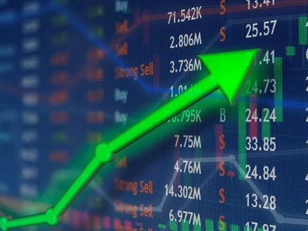 البورصة المصرية تربح 11 مليار جنيه بدعم مشتريات المؤسسات المحلية.. وEGX 70 يتصدر الارتفاعات