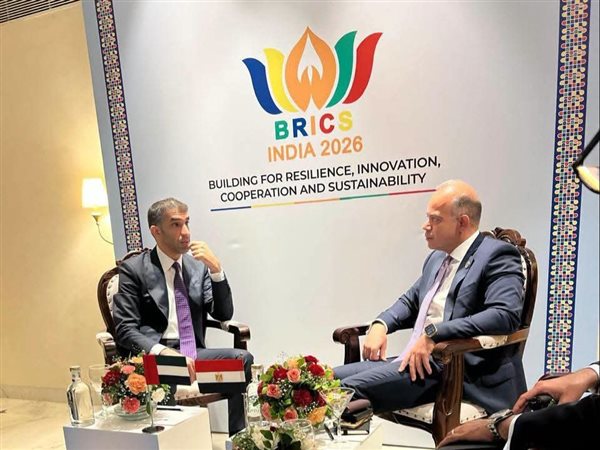 وزير الاستثمار يبحث مع الإمارات توسيع الشراكة التجارية والاستثمارية وتنشيط مجلس الأعمال المشترك