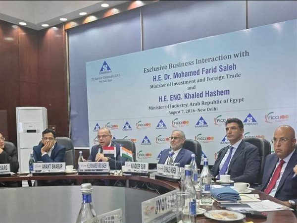 وزير الاستثمار يبحث مع كبرى الشركات الهندية فرص التوسع والاستثمار في مصر