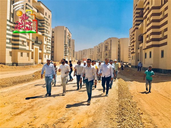 رئيس جهاز حدائق العاصمة يتابع معدلات تنفيذ شبكات الطرق ويؤكد: الالتزام الكامل بالجداول الزمنية ومعايير الجودة