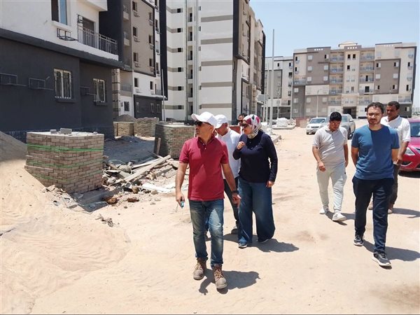من «سكن العاملين» إلى الياسمين.. جولة موسعة لمتابعة مشروعات الإسكان بمدينة بدر