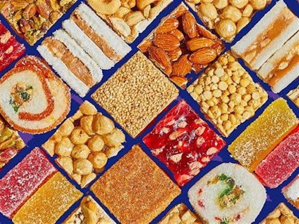 التموين تطرح حلوى المولد بالمجمعات الاستهلاكية بتخفيضات تصل إلى 25%