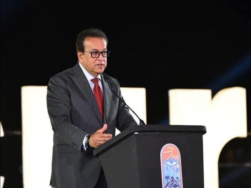 الدكتور خالد عبدالغفار، وزير الصحة 