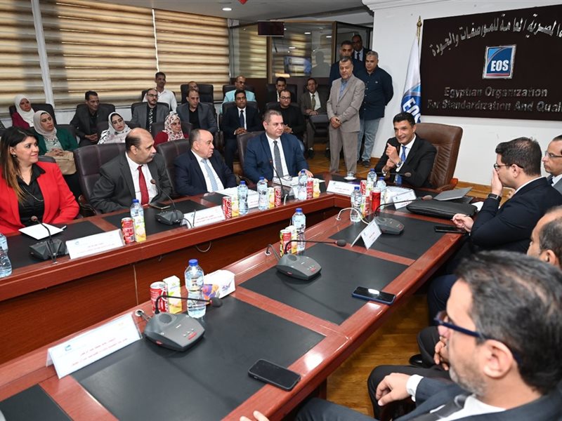 وزير الصناعة