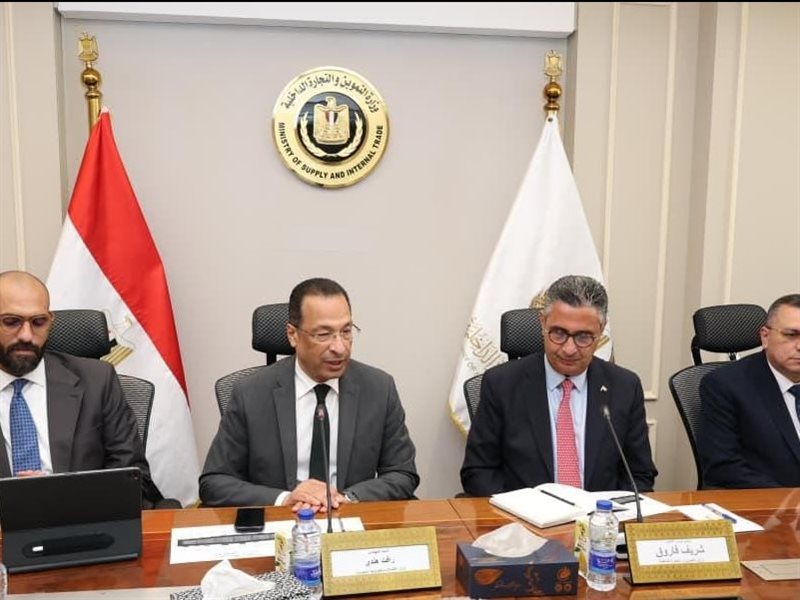 وزير التموين الدكتور