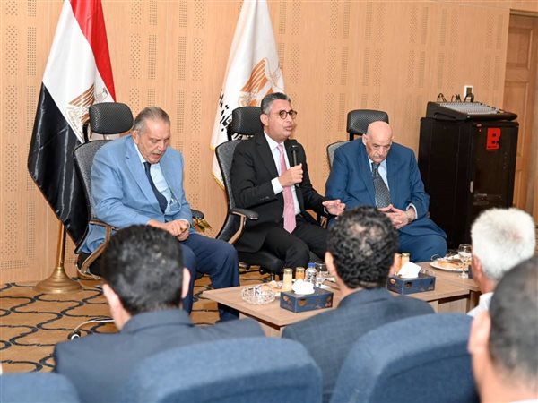 وزير التموين يبحث تطوير منظومة الخبز وتشكيل لجنة لدراسة مطالب أصحاب المخابز