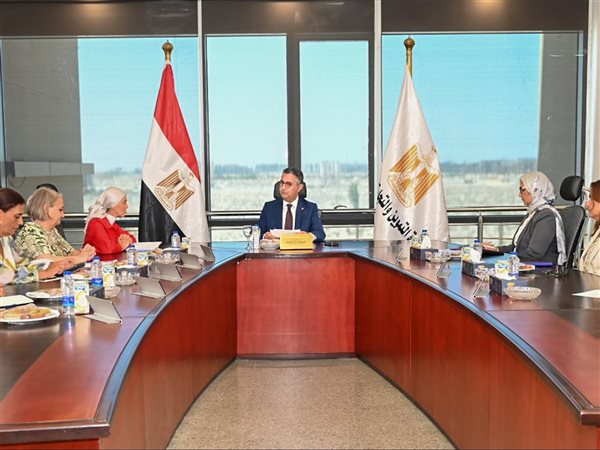 وزير التموين يضع خطة جديدة لمراقبة الأسواق وتعزيز الأمن الغذائي حتى 2027