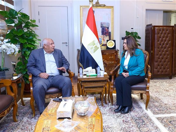 وزيرة التنمية المحلية تتابع مشروعات مطروح.. دعم الاستثمار وتحسين الخدمات على رأس الأولويات