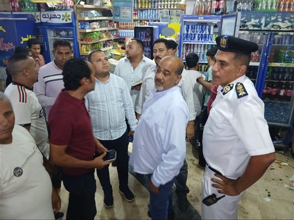 «الرصيف للمشاة».. حملة مكبرة بالشيخ زايد لرفع الإشغالات والتعامل مع الدراجات البخارية المخالفة