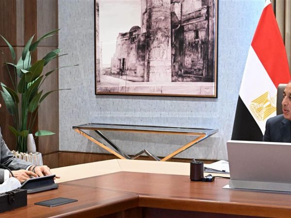 رئيس الوزراء يبحث مع رئيس الهيئة الرقابة المالية أحدث تطورات القطاع المالي غير المصرفي وجهود حماية المتعاملين