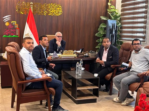 نائب رئيس المجتمعات العمرانية يتابع مشروعات المرافق الحيوية بـ حدائق العاصمة