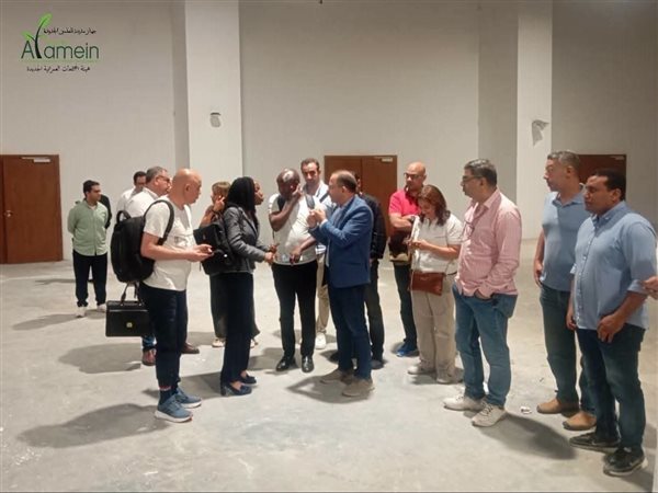 وفد من مفوضية الاتحاد الأفريقي ووزارة الخارجية يتفقد جاهزية مركز المؤتمرات بالعلمين الجديدة