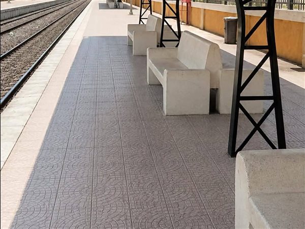 السكة الحديد توضح حقيقة المقاعد بالمحطات وتكشف تفاصيل خطة تطوير وتحسين الخدمة للركاب