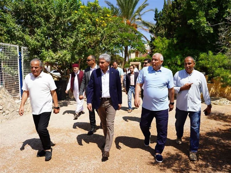 وزير السياحة والآثار