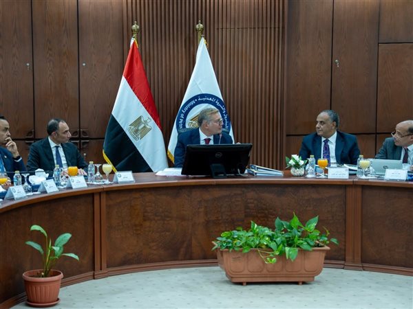مصر للبترول تحقق إيرادات تتجاوز 230 مليار جنيه ومبيعات 8 ملايين طن خلال 2025/2026